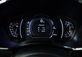 Подержанный автомобиль Hyundai Santa Fe 2019 года (12 фото)