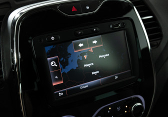 Подержанный автомобиль Renault Kaptur 2017 года (15 фото)