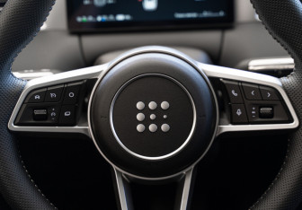 Новый Evolute i-SPACE 2025 (11 фото)