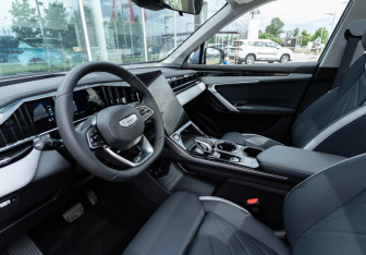 Новый Geely Atlas 2025 (19 фото)