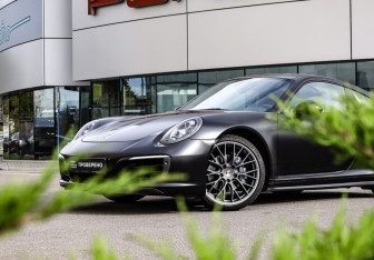 Подержанный автомобиль Porsche 911 Coupe 2016 года (2 фото)