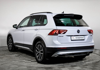 Подержанный автомобиль Volkswagen Tiguan 2019 года (7 фото)