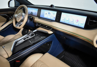 Подержанный автомобиль Voyah Free 2023 года (13 фото)