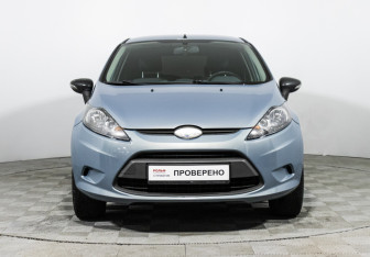 Подержанный автомобиль Ford Fiesta Hatchback 2009 года (2 фото)