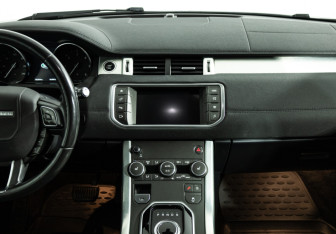 Подержанный автомобиль Land Rover Range Rover Evoque 2018 года (14 фото)