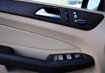 Подержанный автомобиль Mercedes-Benz GLE 2017 года (20 фото)