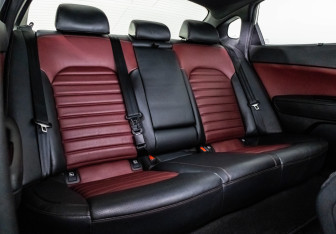 Подержанный автомобиль Kia Optima Sedan 2018 года (29 фото)