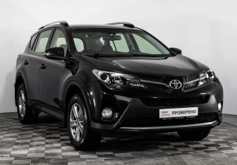 Подержанный автомобиль Toyota RAV4 2014 года (3 фото)