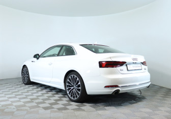 Подержанный автомобиль Audi A5 Coupe 2017 года (8 фото)