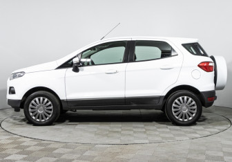 Подержанный автомобиль Ford EcoSport 2016 года (8 фото)