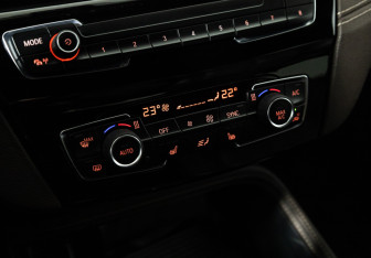 Подержанный автомобиль BMW X2 2018 года (20 фото)