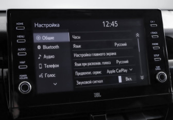 Подержанный автомобиль Toyota Camry Sedan 2021 года (15 фото)