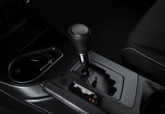Подержанный автомобиль Toyota RAV4 2018 года (11 фото)