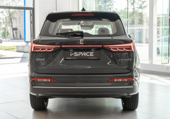 Новый Evolute i-SPACE 2025 (5 фото)