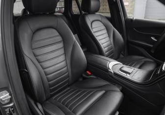 Подержанный автомобиль Mercedes-Benz GLC Coupe 2019 года (32 фото)