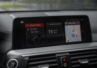 Подержанный автомобиль BMW X3 2019 года (19 фото)