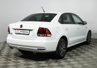 Подержанный автомобиль Volkswagen Polo Sedan 2016 года (5 фото)