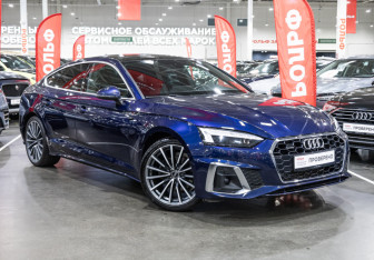 Подержанный автомобиль Audi A5 Liftback 2022 года (5 фото)