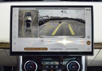 Подержанный автомобиль Land Rover Range Rover 2022 года (21 фото)