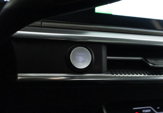 Подержанный автомобиль Kia K5 2024 года (26 фото)