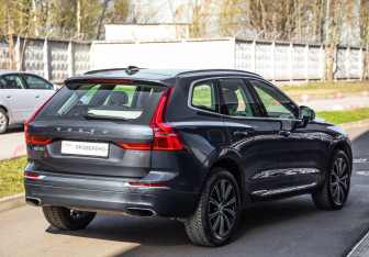 Подержанный автомобиль Volvo XC60 2021 года (6 фото)