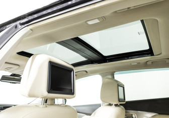 Подержанный автомобиль Nissan Murano Suv 2019 года (15 фото)