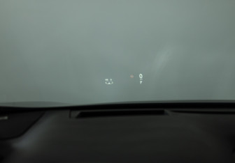 Подержанный автомобиль Lexus RX 2021 года (18 фото)