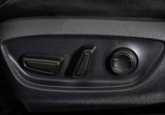 Подержанный автомобиль Toyota Camry Sedan 2019 года (31 фото)