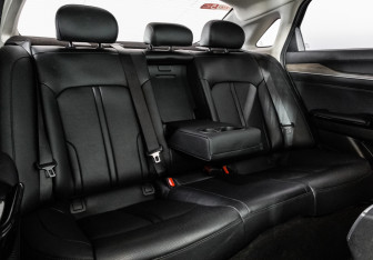 Подержанный автомобиль Kia K5 2021 года (23 фото)