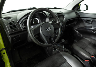 Подержанный автомобиль Kia Picanto 2009 года (11 фото)
