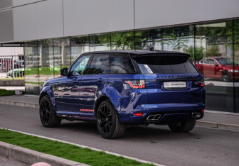Подержанный автомобиль Land Rover Range Rover Sport 2020 года (8 фото)