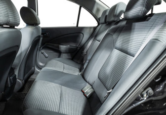 Подержанный автомобиль Nissan Almera Classic 2006 года (10 фото)