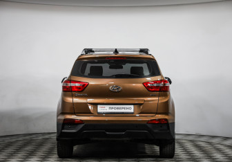 Подержанный автомобиль Hyundai Creta 2018 года (6 фото)