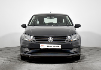 Подержанный автомобиль Volkswagen Polo Sedan 2017 года (2 фото)