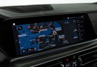 Подержанный автомобиль BMW X6 2021 года (19 фото)