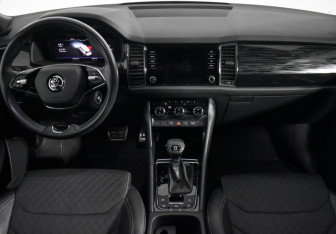 Подержанный автомобиль Skoda Kodiaq 2021 года (15 фото)