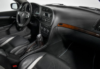 Подержанный автомобиль Saab 9-3 Sedan 2008 года (14 фото)