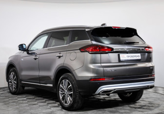 Подержанный автомобиль Geely Atlas Pro 2022 года (7 фото)