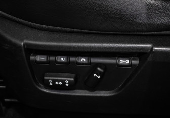 Подержанный автомобиль Land Rover Freelander 2010 года (21 фото)