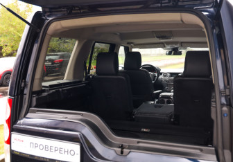 Подержанный автомобиль Land Rover Discovery 2009 года (32 фото)