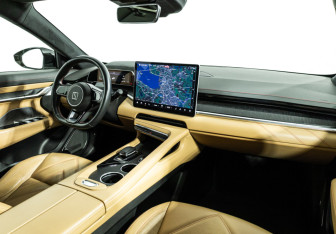 Подержанный автомобиль Zeekr 001 2023 года (9 фото)