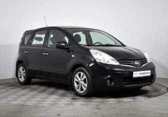 Подержанный автомобиль Nissan Note 2011 года (3 фото)