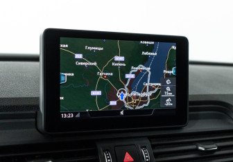 Подержанный автомобиль Audi Q5 2018 года (15 фото)