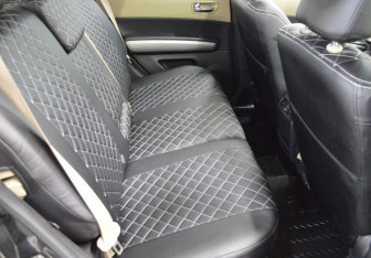 Подержанный автомобиль Nissan X-Trail 2008 года (13 фото)