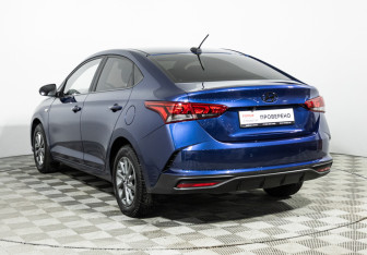 Подержанный автомобиль Hyundai Solaris Sedan 2021 года (7 фото)