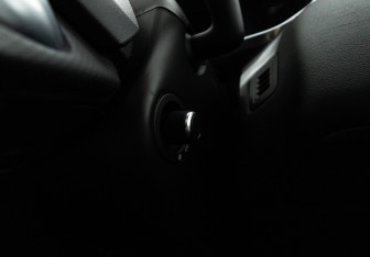 Подержанный автомобиль Land Rover Range Rover Sport 2017 года (24 фото)