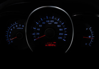 Подержанный автомобиль Kia Rio Hatchback 2012 года (15 фото)