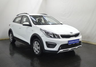 Подержанный автомобиль Kia Rio Hatchback 2018 года (3 фото)
