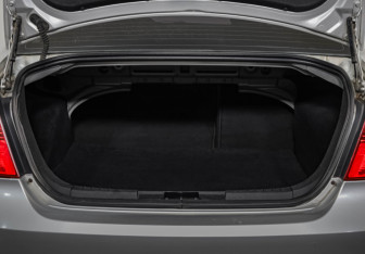 Подержанный автомобиль Ford Focus Sedan 2009 года (24 фото)