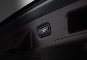 Подержанный автомобиль Hyundai Santa Fe 2022 года (40 фото)